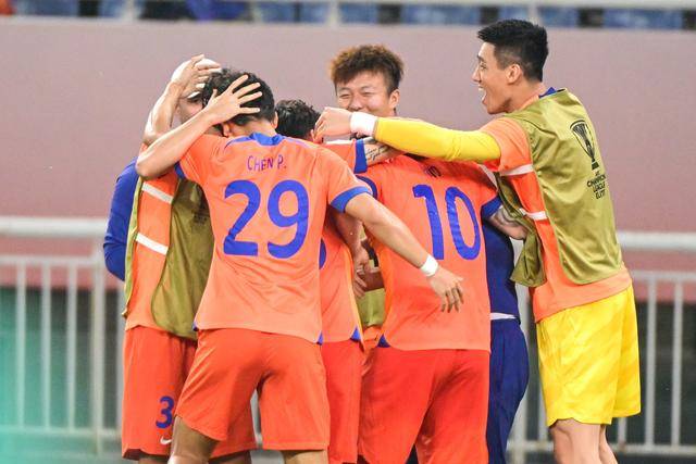 世界杯-吉鲁双响 姆巴佩传射 法国4-1逆转胜澳洲